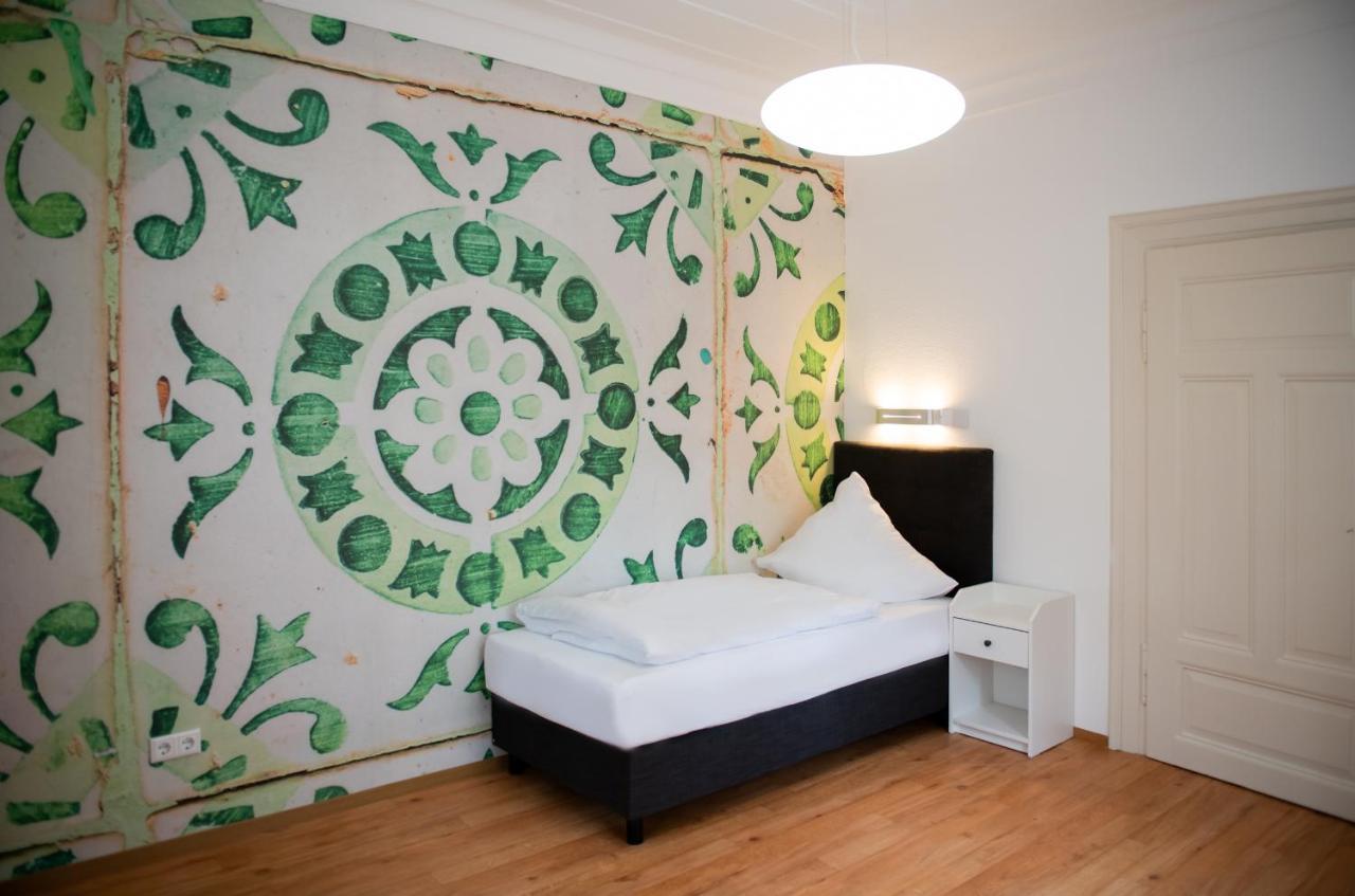 Aparthotel Elon *